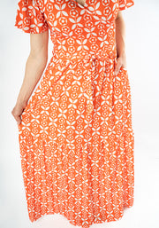 Esti Retro Flower Print Tiered Hem Maxi Dress
