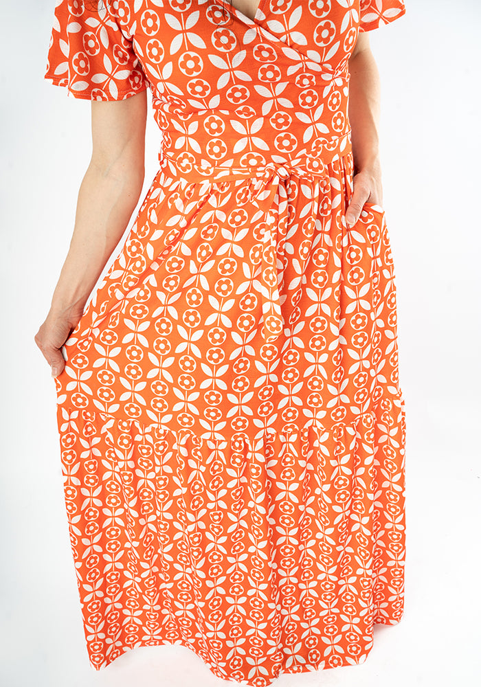 Esti Retro Flower Print Tiered Hem Maxi Dress