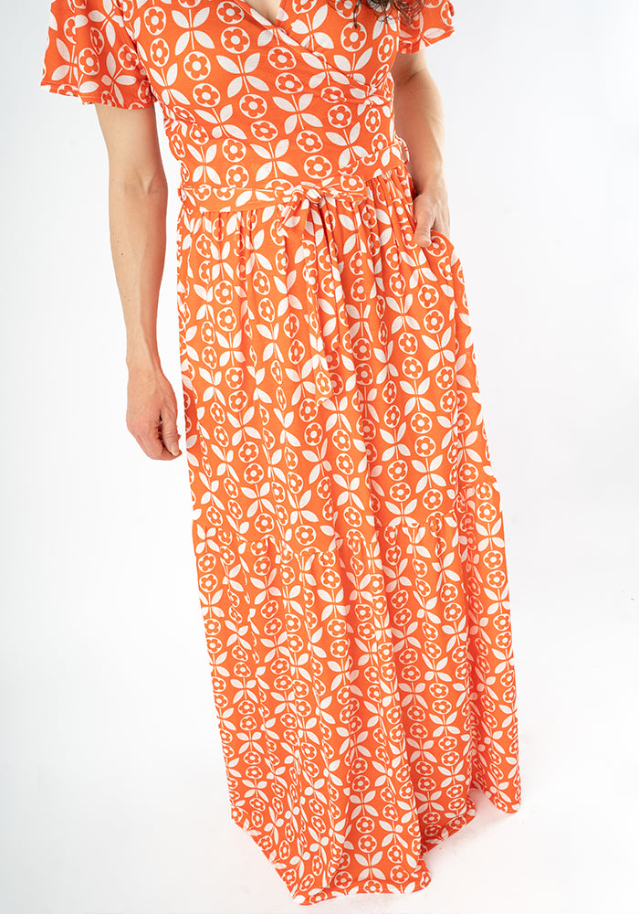 Esti Retro Flower Print Tiered Hem Maxi Dress