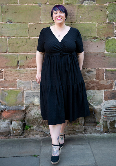 Tate Black Oval Textured Tiered Hem Midi Dress